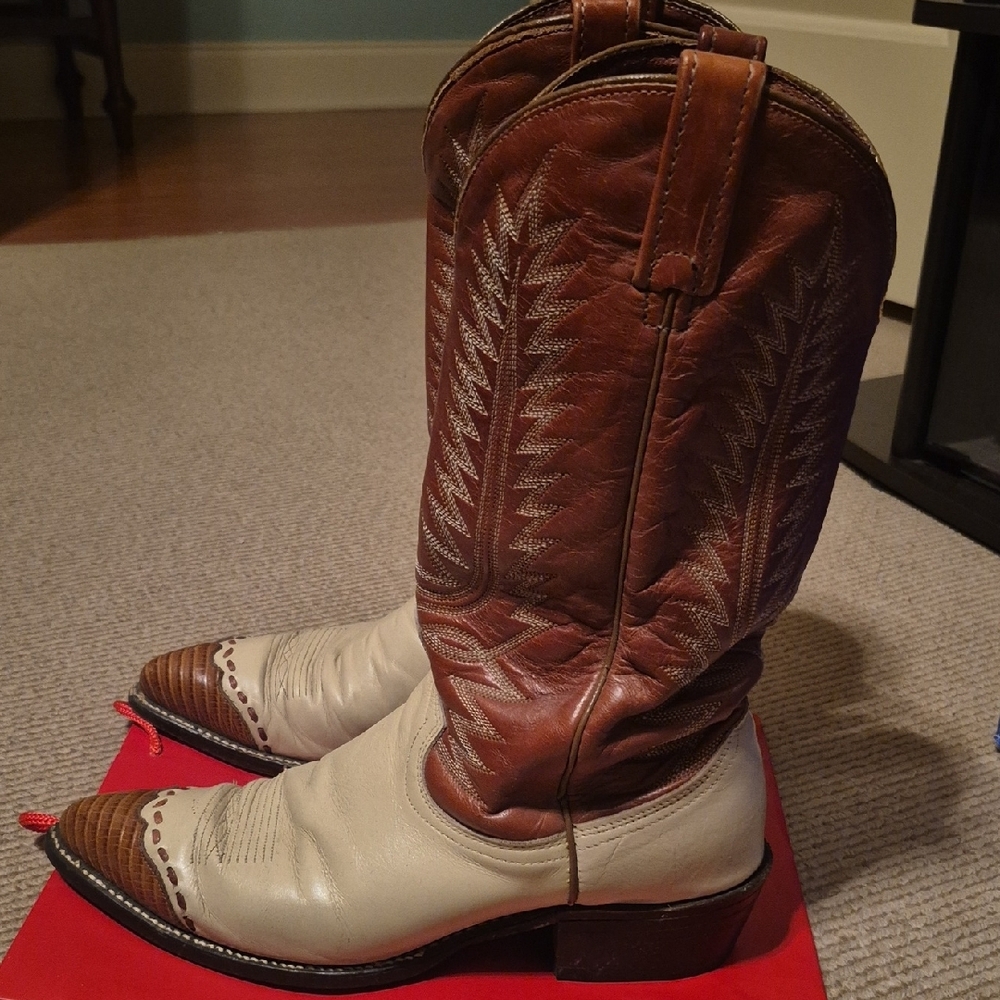 Men's Brown and Cream Cowboy Boots - Picture 4 of 8